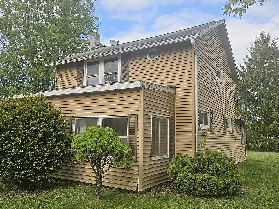 1st image of 143 S Hobart St