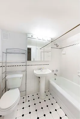 Rented by Douglas Elliman | media 13