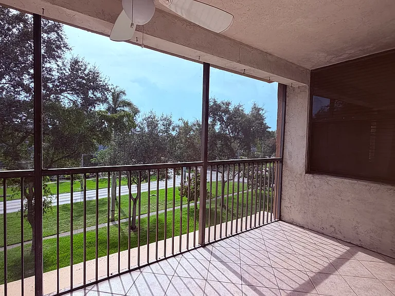 6800 Cypress Rd #401 — Photo 19