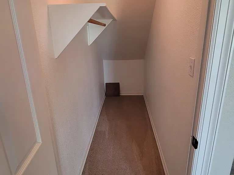 2432 Jack Creek Rd — Photo 6