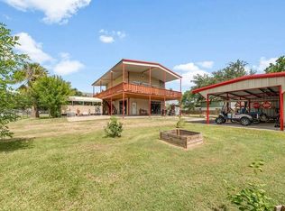 749 12th St, San Leon, TX 77539