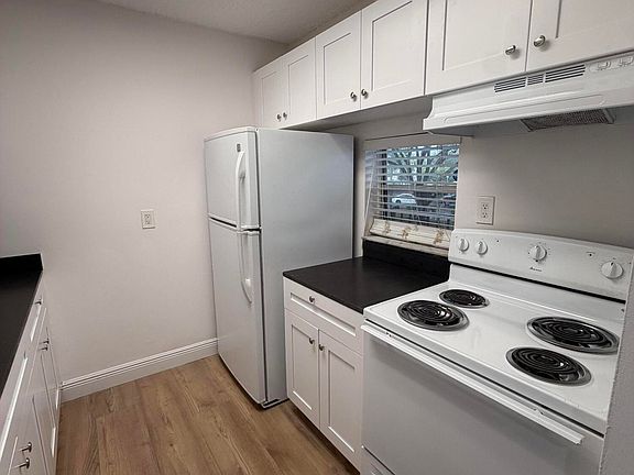 2nd image of 8720 N Sherman Cir APT 205