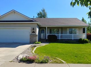 5806 N La Rochelle Dr, Coeur D Alene, ID 83815