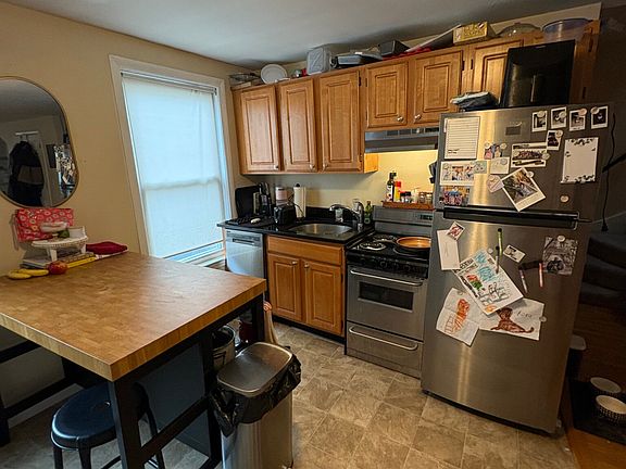 5th image of 287 W 5th St #2