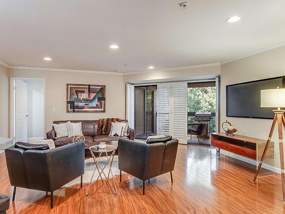 3rd image of 55 W 20th Ave APT 202