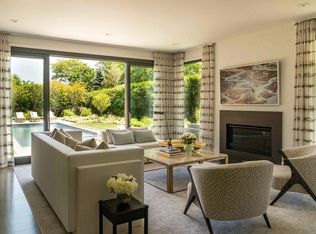 10 Flying Point Rd, Southampton, NY 11968