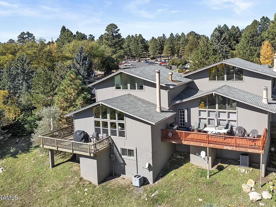 2nd image of 2363 N Oakmont Dr