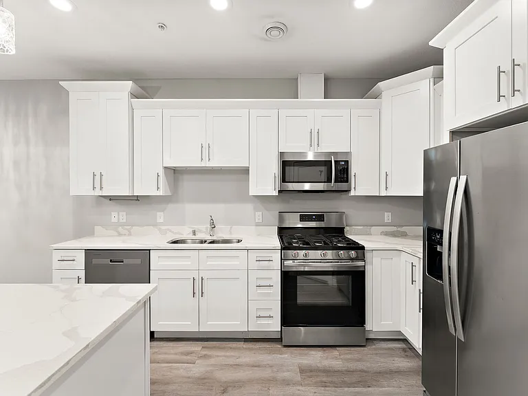 Stone Haven Townhomes — Photo 20