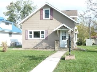 521 Milkyway St S, Cosmos, MN 56228