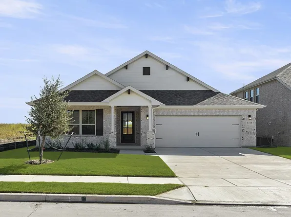 2727 Teton St, Corinth, TX 76210