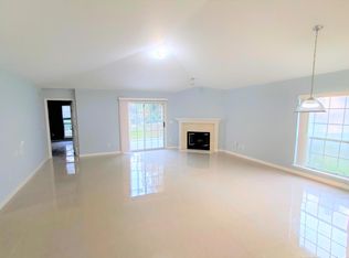 11938 Canterwood Dr, Jacksonville, FL 32246