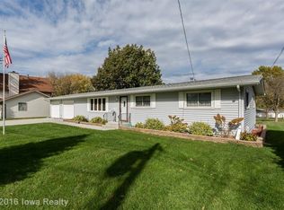 1820 Pine St, Perry, IA 50220