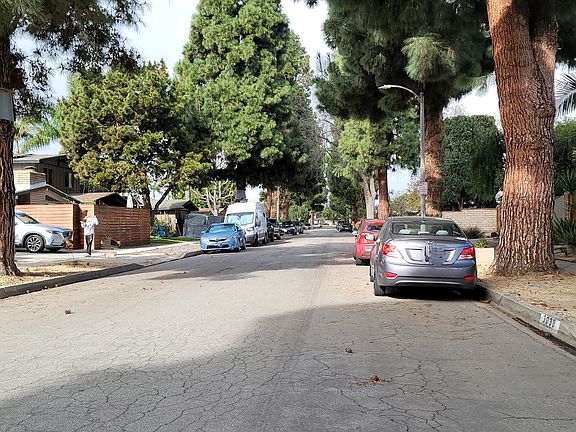 5th image of 3032 Volk Ave