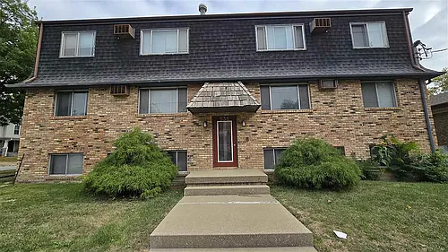 530 N Dubuque St Photo 1
