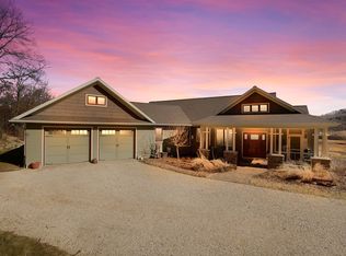 417 McCormick Pl N, Chaseburg, WI 54621