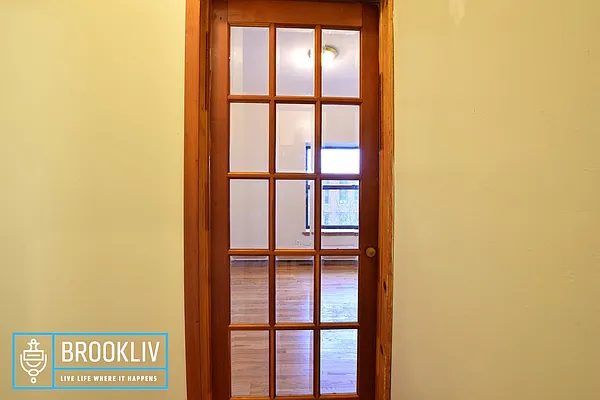 Rented by null | media 6