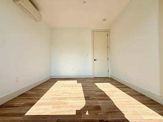 Bedroom, photo 4