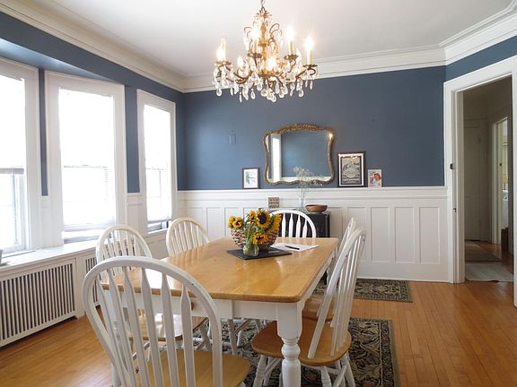 2nd image of 2442 Bryant Ave S #2