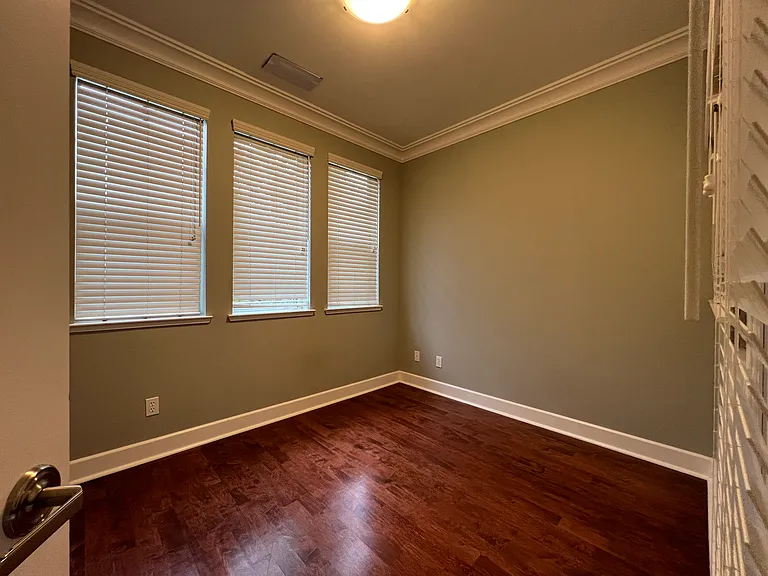 Top floor bedrooom 2