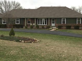 22146 Dunn Cir, Spring Hill, KS 66083