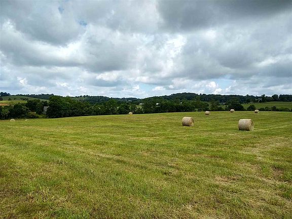5th image of 360 County Rd