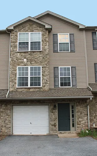 825 Rachel Dr Photo 1
