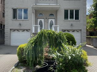 510 Roff Ave #A, Palisades Park, NJ 07650