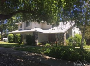 385 5th St, Corning, CA 96021
