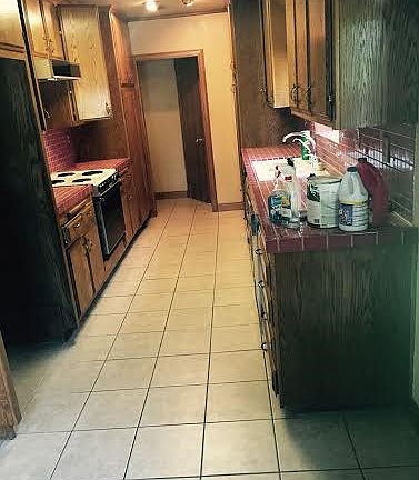 5th image of 1137 N Edenfield Ave
