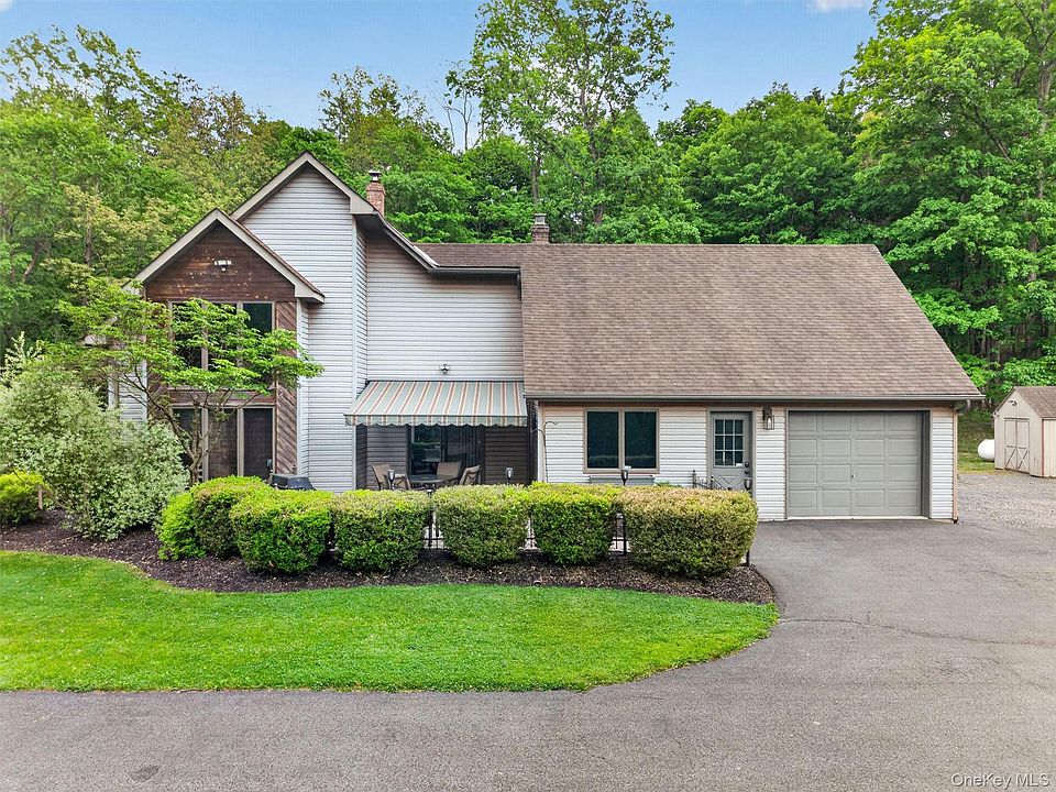 1st image of 233 Hill Road