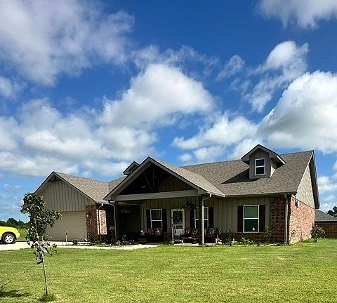 2nd image of 206 Long Bed Ln