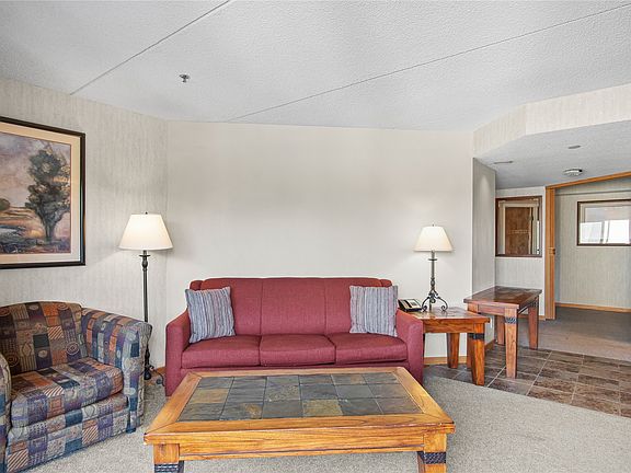 3rd image of 640 Village Rd #4501