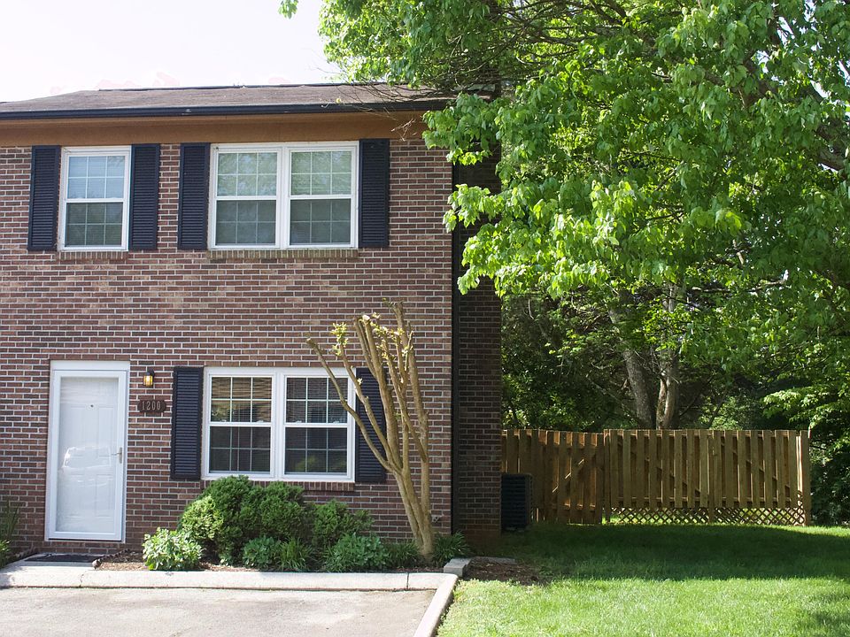 1st image of 1200 Crest Brook Dr
