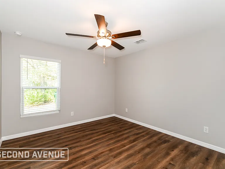106 Baldur Dr — Photo 18