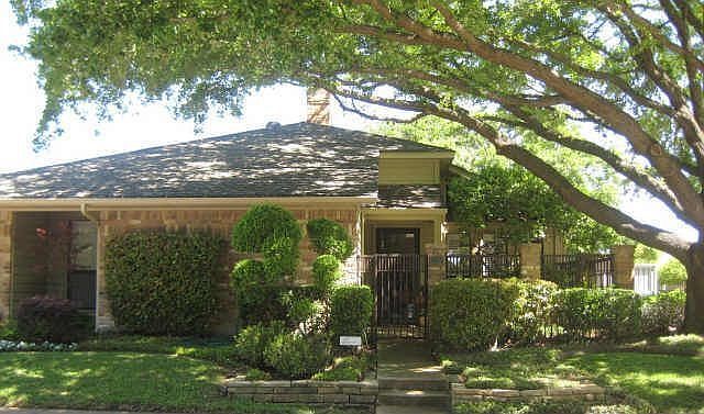 1st image of 437 Winding Brook Ln