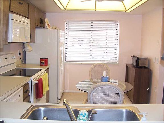 5th image of 19029 Us Highway 19 N APT 33F