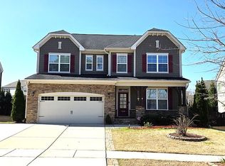 1116 Trotter Bluffs Dr, Holly Springs, NC 27540