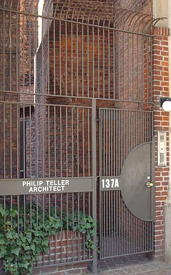 Rented by Philip Teller, LREB | media 27