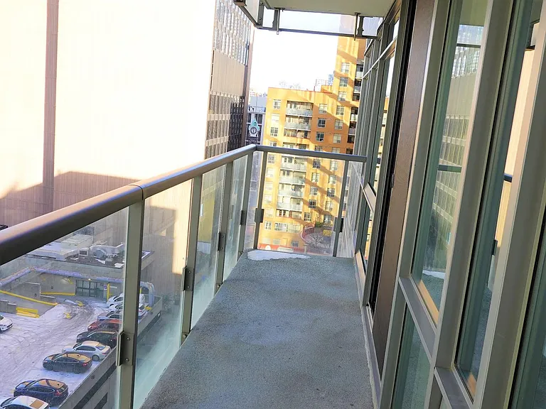 38 Grenville St #1009 — Photo 13