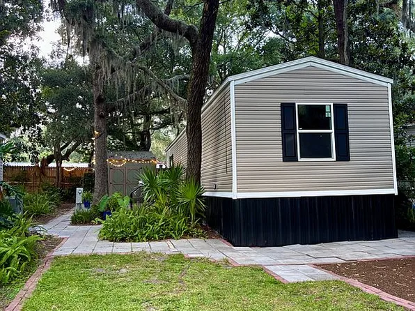 1700 Demere Rd #122, Saint Simons Island, GA 31522