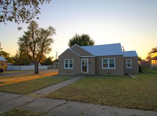 722 S Colgate St, Perryton, TX 79070