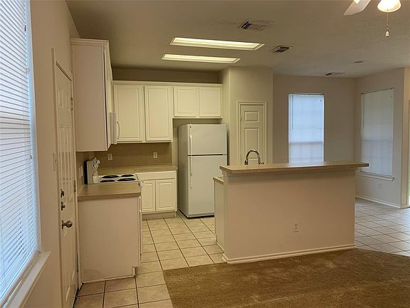 4th image of 17115 Oakwood Chase Dr