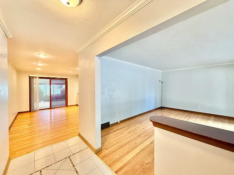 5521 East Dr — Photo 3