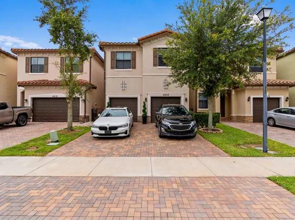 4620 NW 58th Street, Tamarac, FL 33319