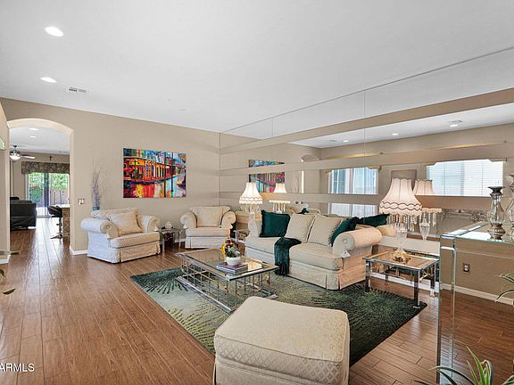 5th image of 449 E LAS COLINAS Place