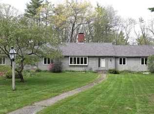 19 Stonecleave Rd, Boxford, MA 01921