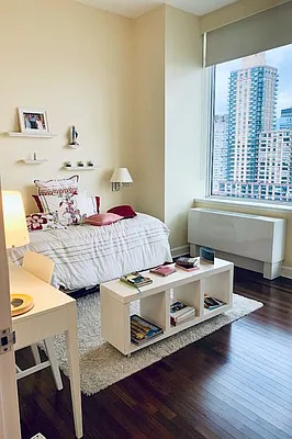 Rented by Profit Realty | media 10