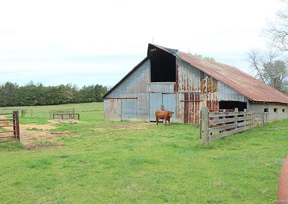 4th image of 3262 Salisbury Hwy