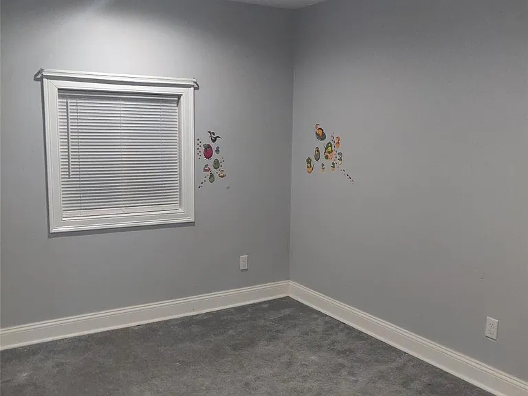 5 Pamela Ln — Photo 6