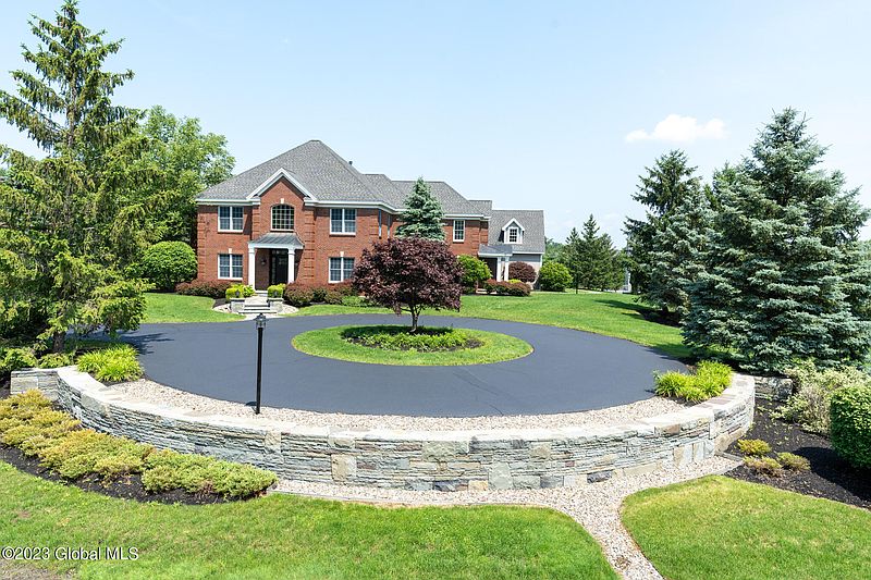 2nd image of 10 E Hills Boulevard